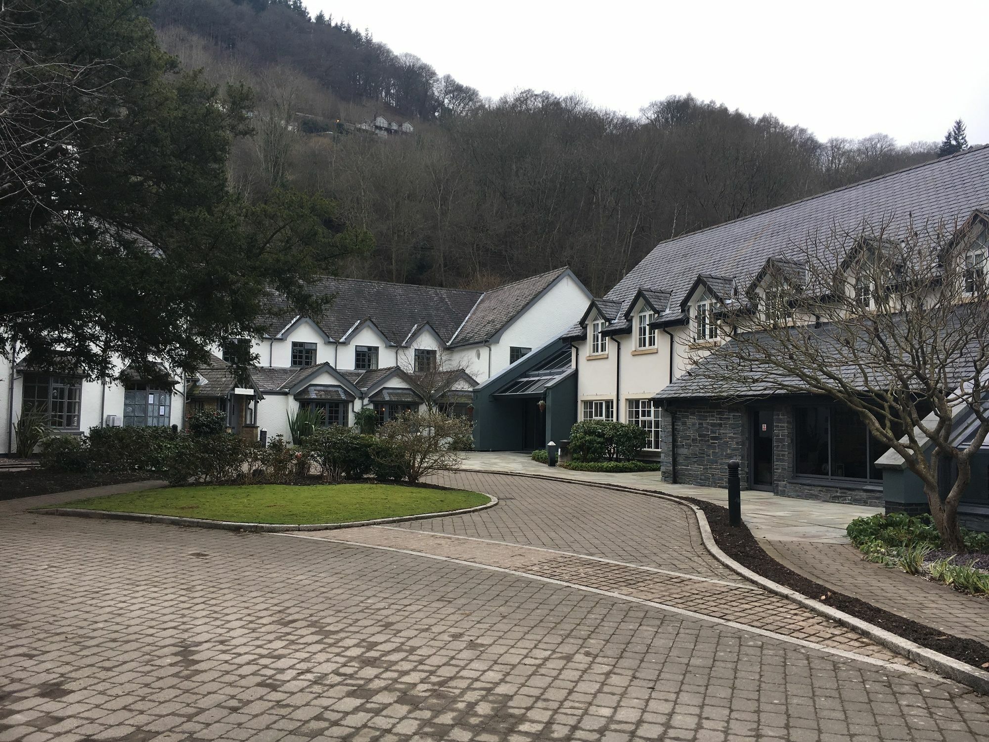 Wild Pheasant Hotel & Spa Llangollen Buitenkant foto