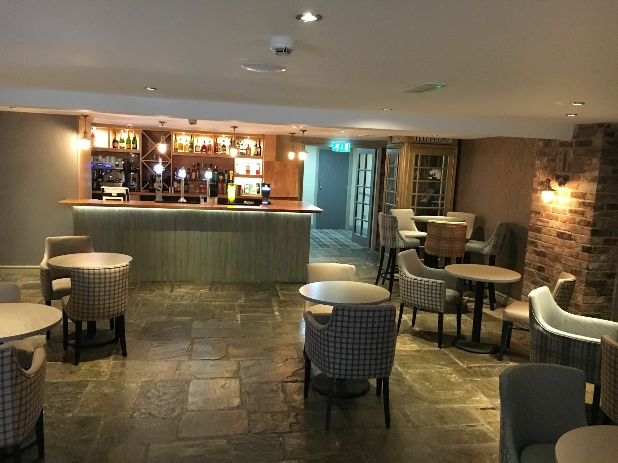 Wild Pheasant Hotel & Spa Llangollen Buitenkant foto