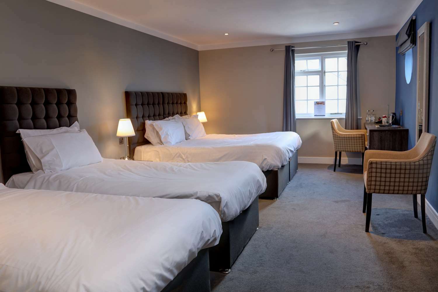 Wild Pheasant Hotel & Spa Llangollen Buitenkant foto