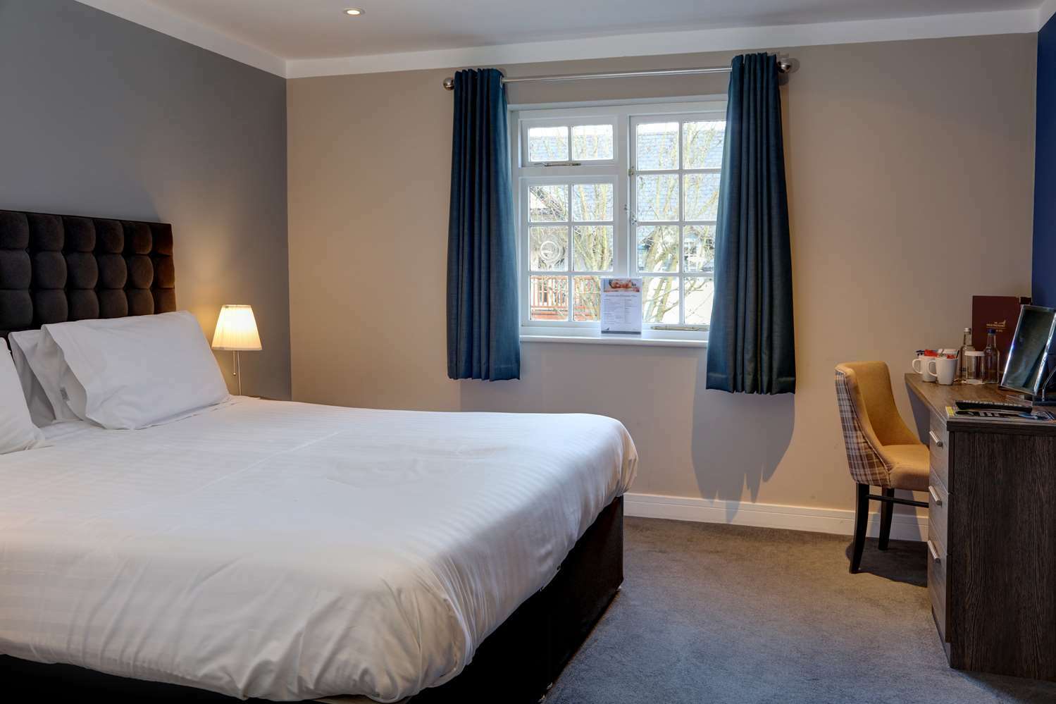 Wild Pheasant Hotel & Spa Llangollen Buitenkant foto