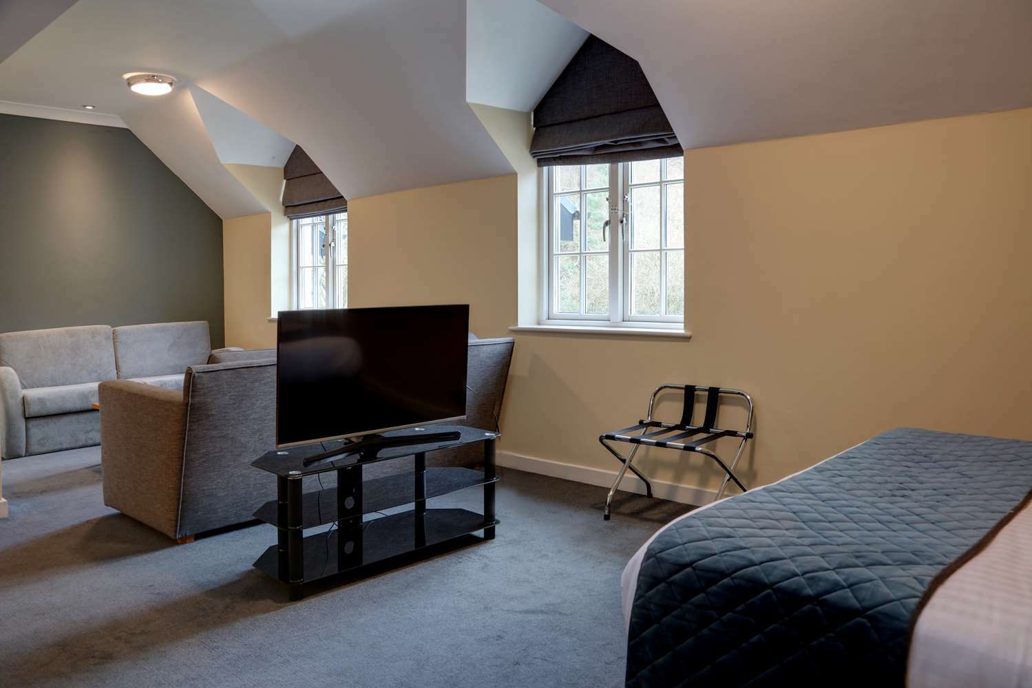 Wild Pheasant Hotel & Spa Llangollen Buitenkant foto