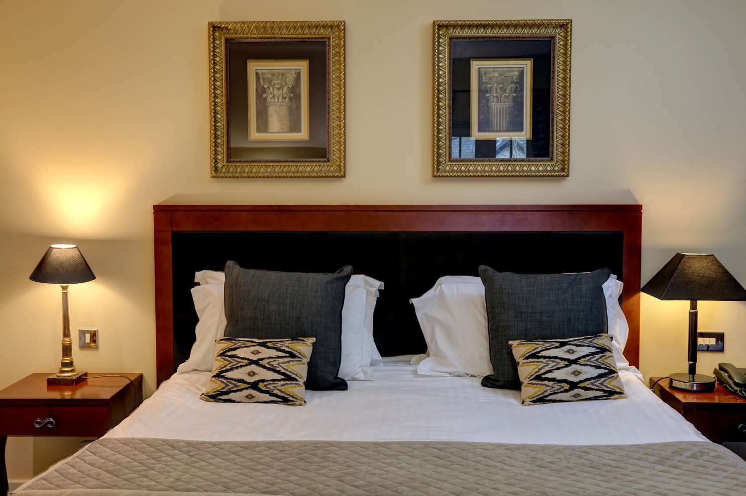 Wild Pheasant Hotel & Spa Llangollen Buitenkant foto