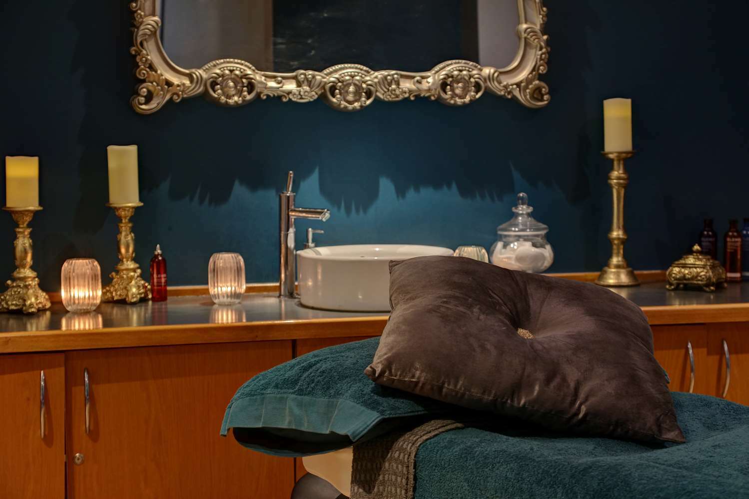Wild Pheasant Hotel & Spa Llangollen Buitenkant foto