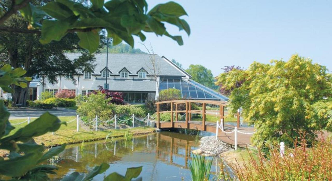 Wild Pheasant Hotel & Spa Llangollen Buitenkant foto